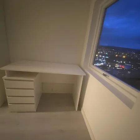 Cozy Little Attic דירה *