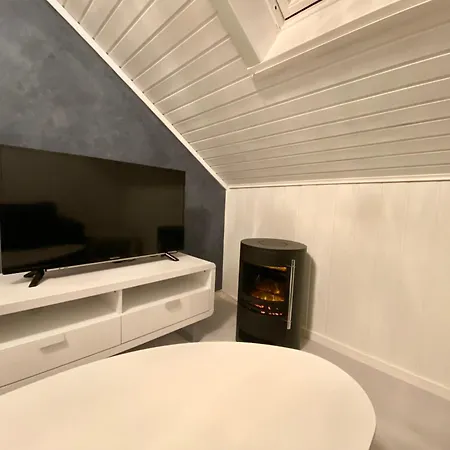 דירה Cozy Little Attic נרוויק