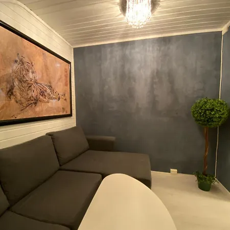 דירה Cozy Little Attic *